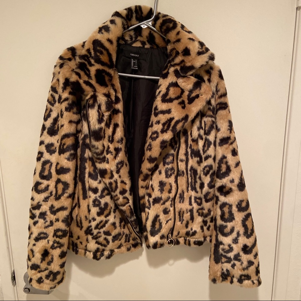 GLAMOROUS LEOPARD JACKET - ZIP UP LEOPARD COAT - HOLIDAY PARTY JACKET - FAUX FUR